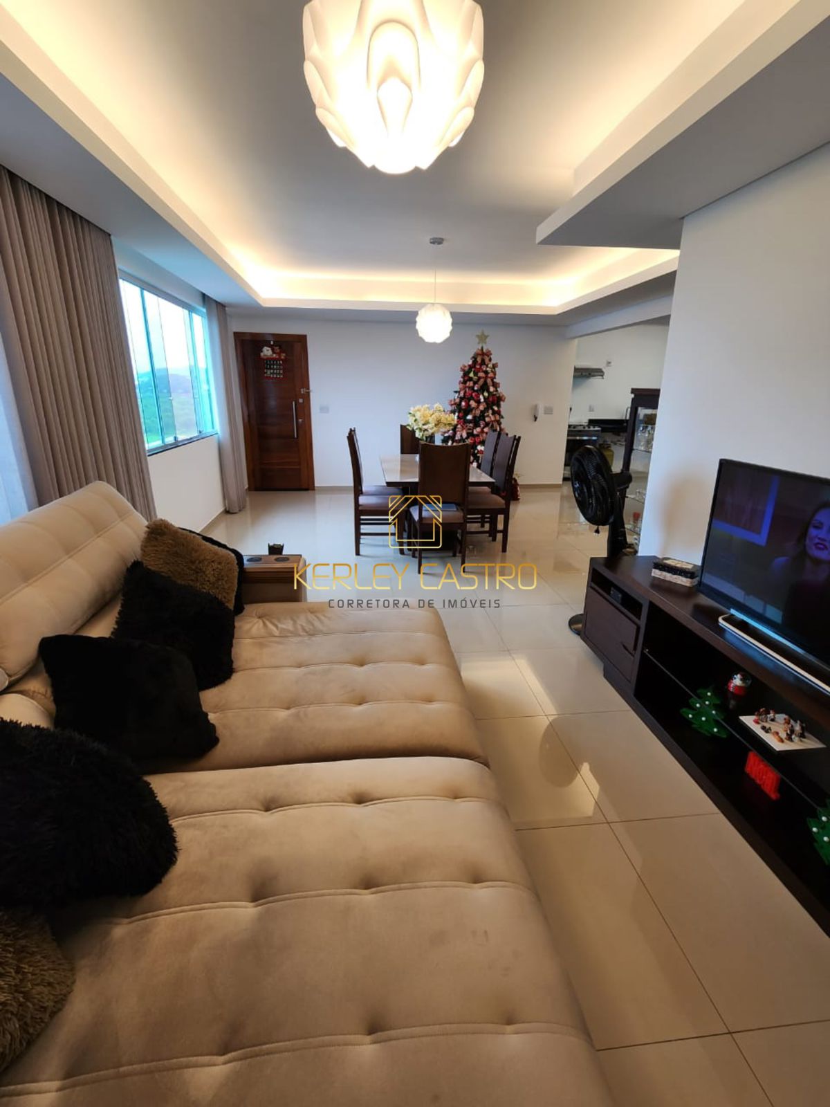 VENDO ÓTIMO APARTAMENTO NO BAIRRO JARDIM ARIZONA 